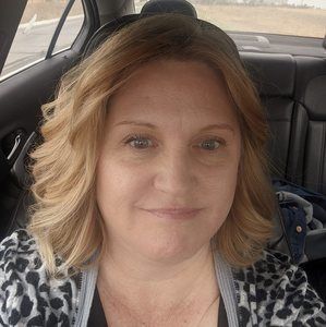 Meet your Posher, Carla